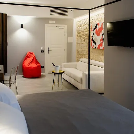 Nicanto Rooms-3
